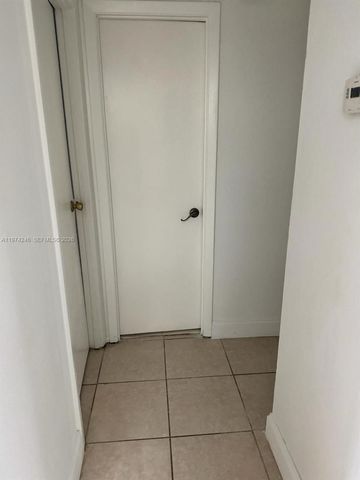 18101 NW 68th Ave B106, Hialeah, FL 33015