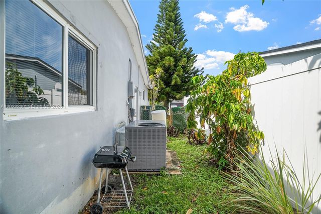 6667 NW 1st Street, Margate, FL 33063