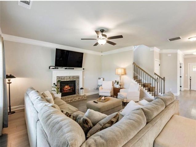 543 Calgary Downs Drive, Winder, GA 30680