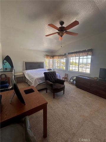 5115 Claro Way, Palmdale, CA 93551