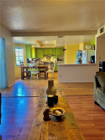 5115 Claro Way, Palmdale, CA 93551