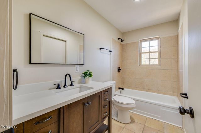 895 Choctaw Drive, Chuckey, TN 37641