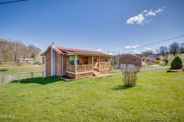 895 Choctaw Drive, Chuckey, TN 37641