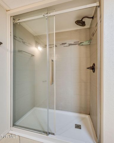 895 Choctaw Drive, Chuckey, TN 37641