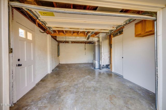 895 Choctaw Drive, Chuckey, TN 37641