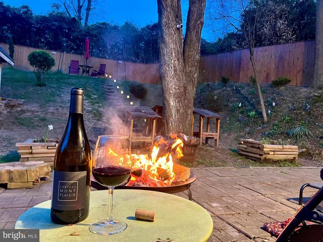 6719 KNOLLBROOK DR, Hyattsville, MD 20783