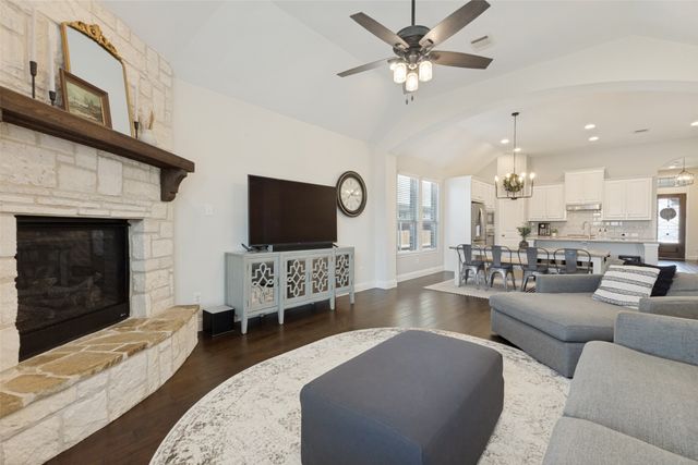 2124 Bishop Barrel Lane, St Paul, TX 75098