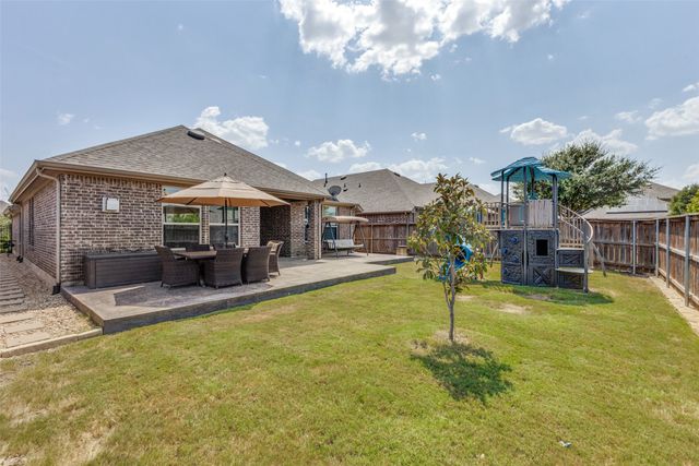 2124 Bishop Barrel Lane, St Paul, TX 75098