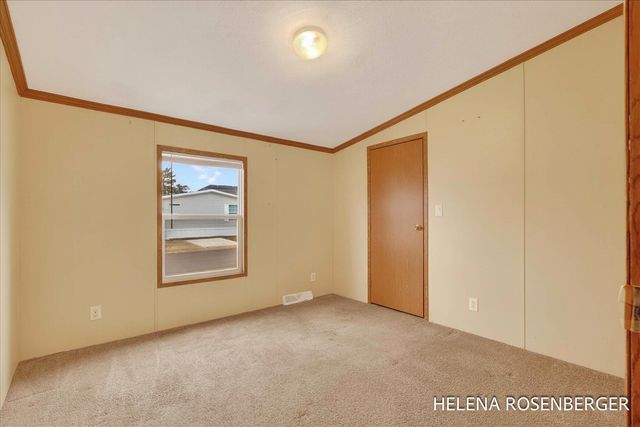 5032 Squaw Valley Lane 102, Allendale, MI 49401