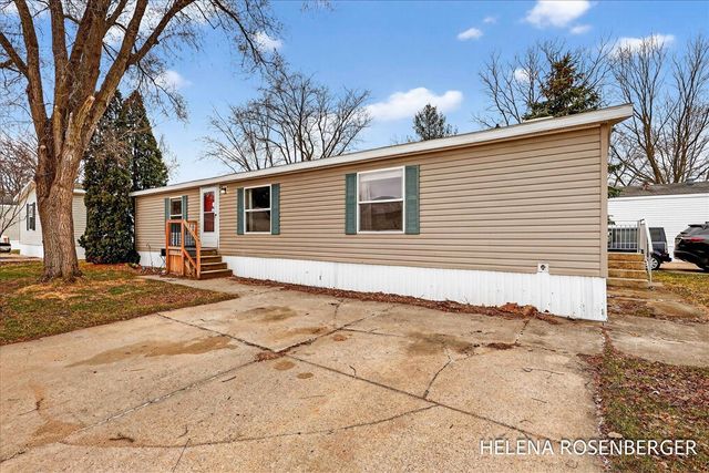 5032 Squaw Valley Lane 102, Allendale, MI 49401