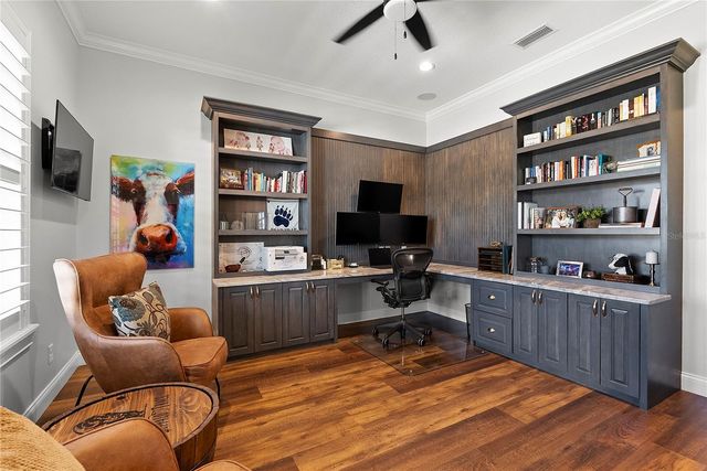 504 YELLOW SUBMARINE COURT, Howey In The Hills, FL 34737