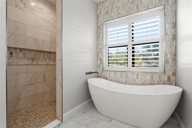 504 YELLOW SUBMARINE COURT, Howey In The Hills, FL 34737