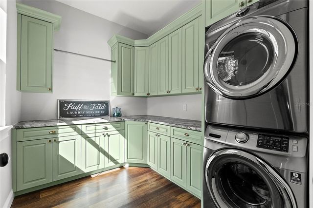 504 YELLOW SUBMARINE COURT, Howey In The Hills, FL 34737