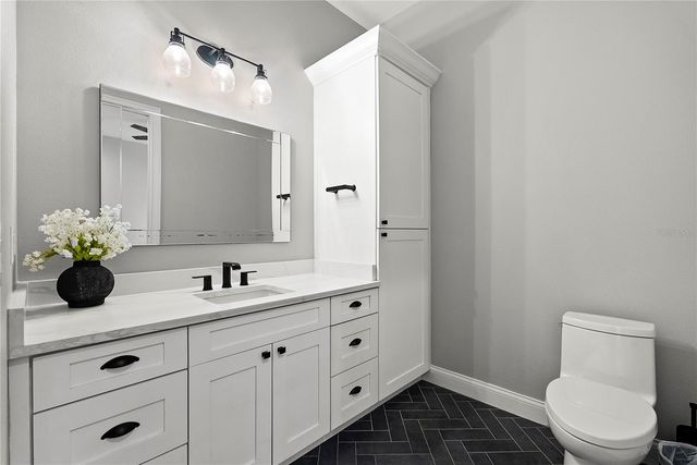 504 YELLOW SUBMARINE COURT, Howey In The Hills, FL 34737