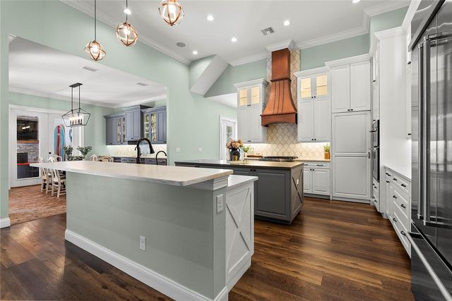 504 YELLOW SUBMARINE COURT, Howey In The Hills, FL 34737