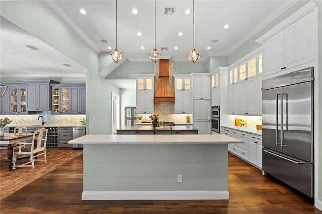 504 YELLOW SUBMARINE COURT, Howey In The Hills, FL 34737