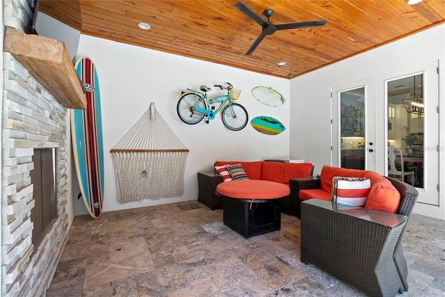 504 YELLOW SUBMARINE COURT, Howey In The Hills, FL 34737