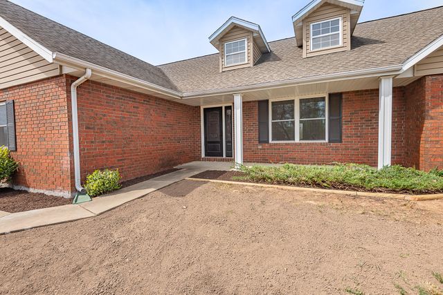 1505 N Granite Drive, Nixa, MO 65714