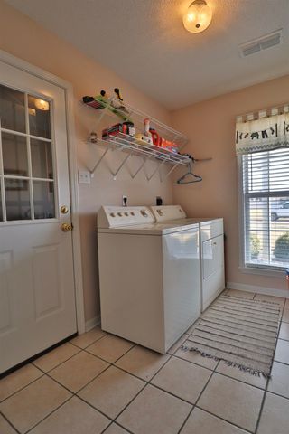 65 WOODSHIRE LN, Brighton, TN 38011