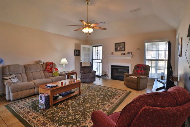 65 WOODSHIRE LN, Brighton, TN 38011