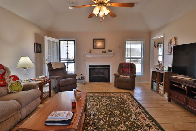 65 WOODSHIRE LN, Brighton, TN 38011