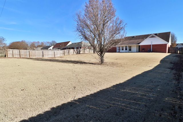 65 WOODSHIRE LN, Brighton, TN 38011