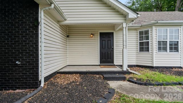 3320 Whitebridge Lane, Charlotte, NC 28262