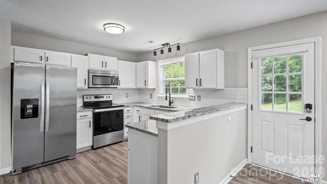 3320 Whitebridge Lane, Charlotte, NC 28262