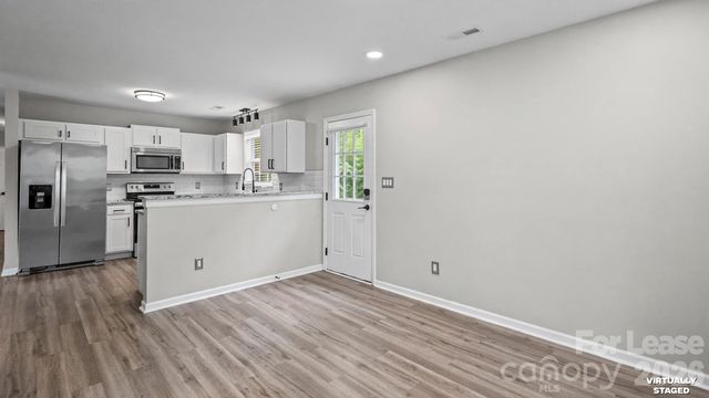 3320 Whitebridge Lane, Charlotte, NC 28262