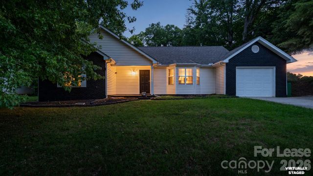 3320 Whitebridge Lane, Charlotte, NC 28262