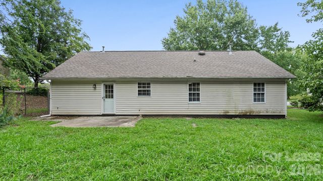 3320 Whitebridge Lane, Charlotte, NC 28262