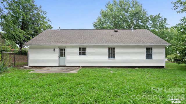 3320 Whitebridge Lane, Charlotte, NC 28262
