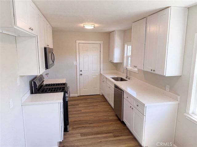 1374 El Nita, Hemet, CA 92544