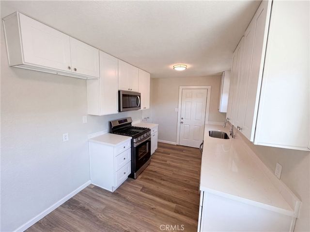 1374 El Nita, Hemet, CA 92544