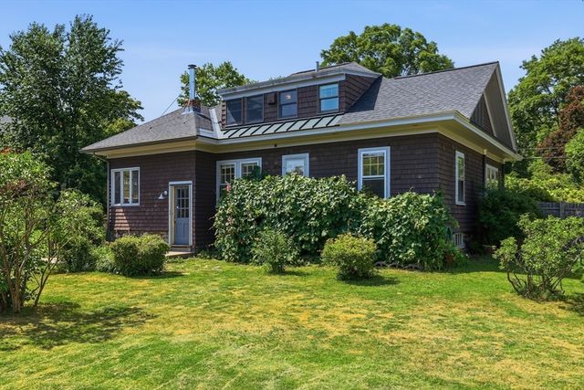 175 Central St, Concord, MA 01742