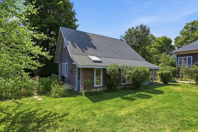 175 Central St, Concord, MA 01742