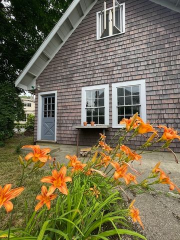 175 Central St, Concord, MA 01742