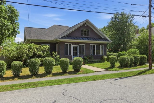 175 Central St, Concord, MA 01742