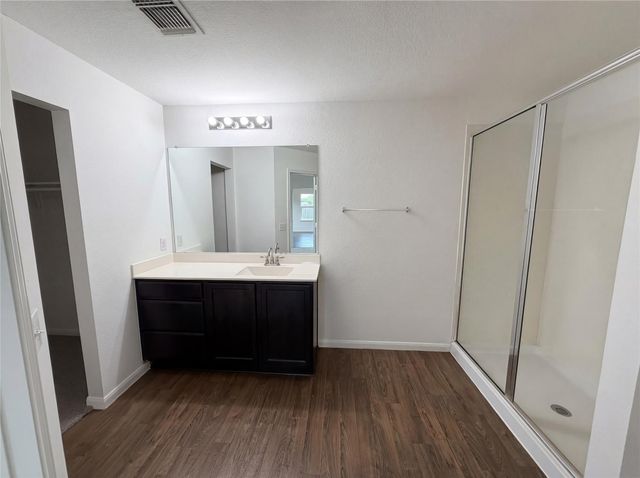 201 Camellia DR, Hutto, TX 78634