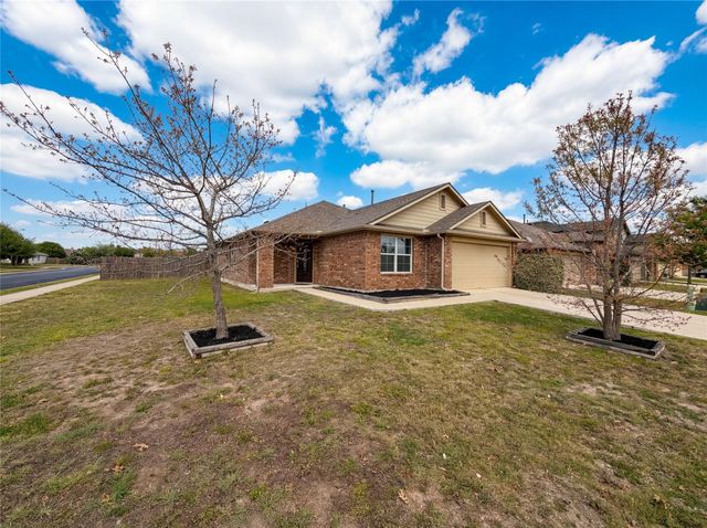 201 Camellia DR, Hutto, TX 78634