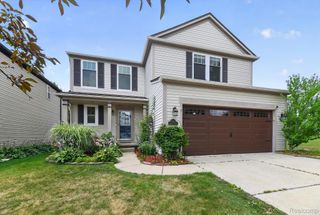 5082 Whispering Glen Trail, Grand Blanc Charter Township, MI 48442