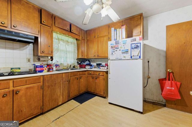 2131 Chevy Chase Lane, Decatur, GA 30032