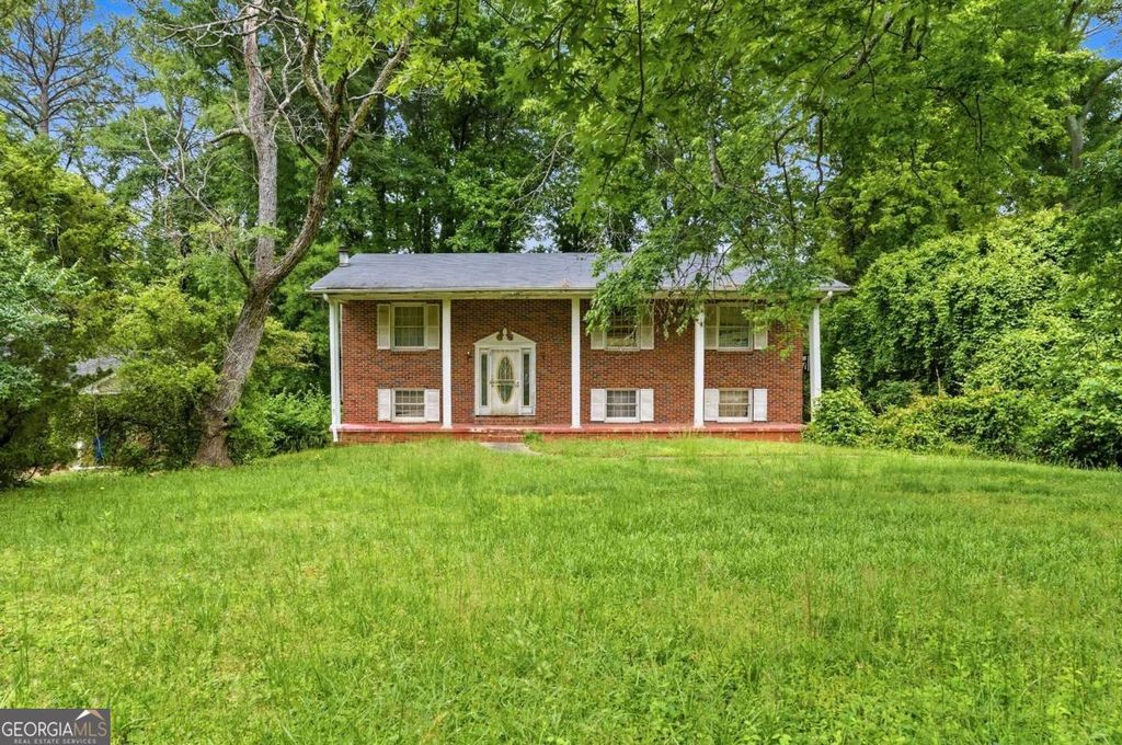 2131 Chevy Chase Lane, Decatur, GA 30032