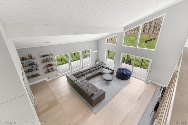 10459 Hyne Road, Brighton Township, MI 48114
