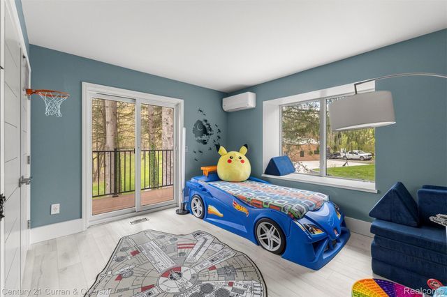 10459 Hyne Road, Brighton Township, MI 48114