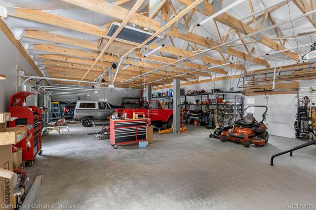 10459 Hyne Road, Brighton Township, MI 48114