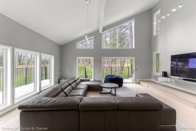 10459 Hyne Road, Brighton Township, MI 48114