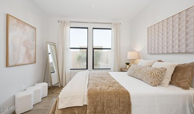 8046 W Royal Palm Road, Peoria, AZ 85345