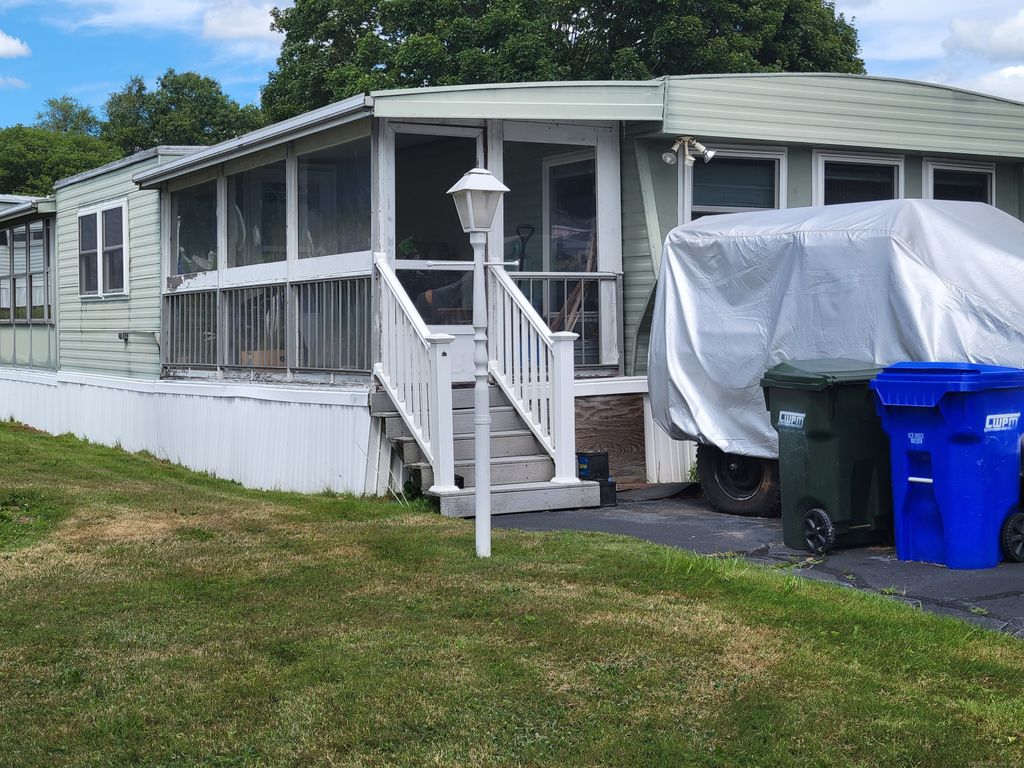 49 C Street, Groton, CT 06340