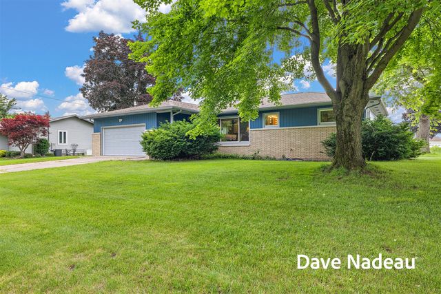 17832 Channel View Drive, Spring Lake, MI 49456